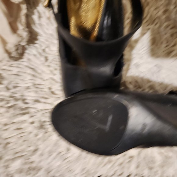 Shoes - Picture 2 of 2